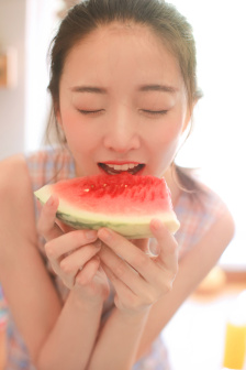 男生跟女生操